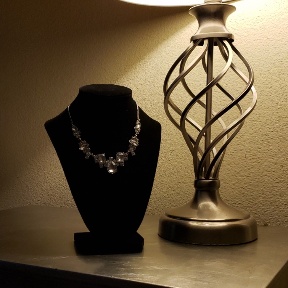 Necklace - Picture 2 of 4